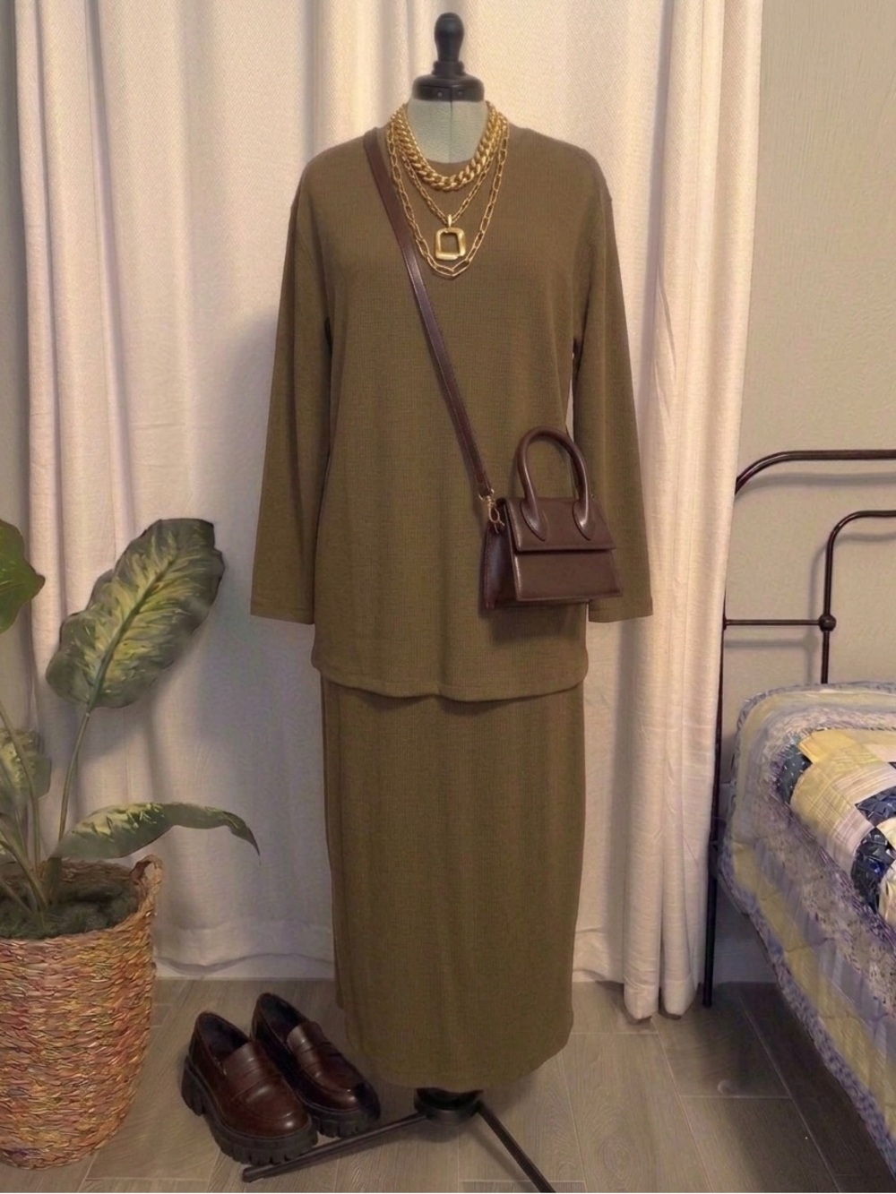 Vintage 90s Ribbed Knit Two Piece Coordinating Skirt Set Brown Long Sleeve Tunic